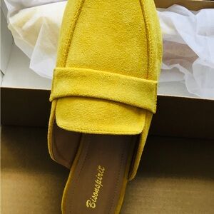 Women's Yellow Suede Loafers‎